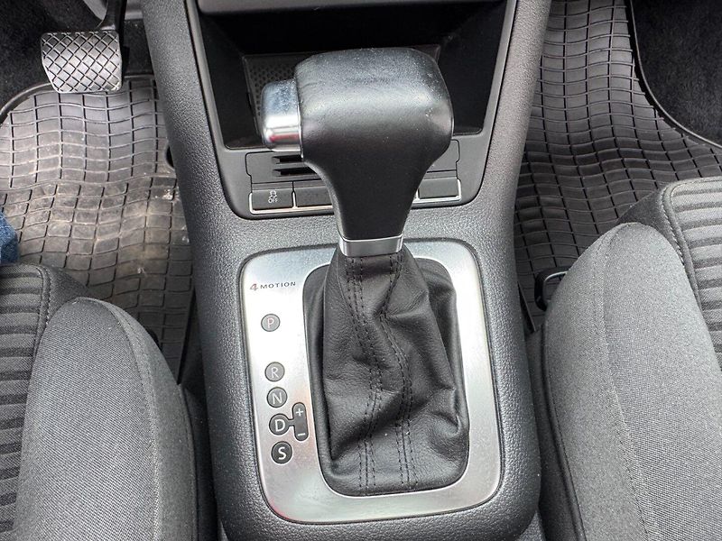 Volkswagen Tiguan (2010) 2.0TDi,4x4,Automat,Tažné - fotka 22 z 39