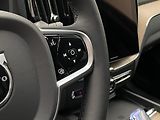 Volvo XC60 (2026) B5 AWD AUT DARK PLUS - náhled 25