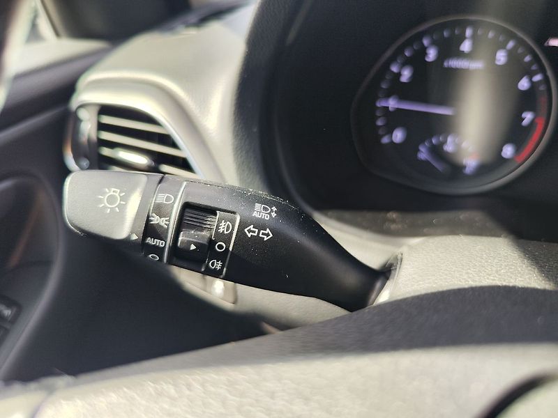 Hyundai i30 1.0 T-GDI/88kW Comfort - fotka 22 z 28
