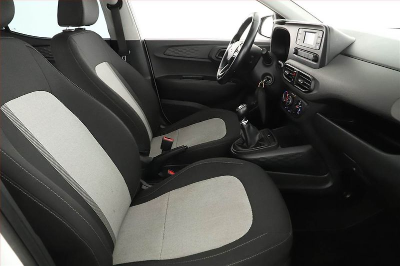 Hyundai i10 (2021) 1.0, Tempomat - fotka 7 z 12