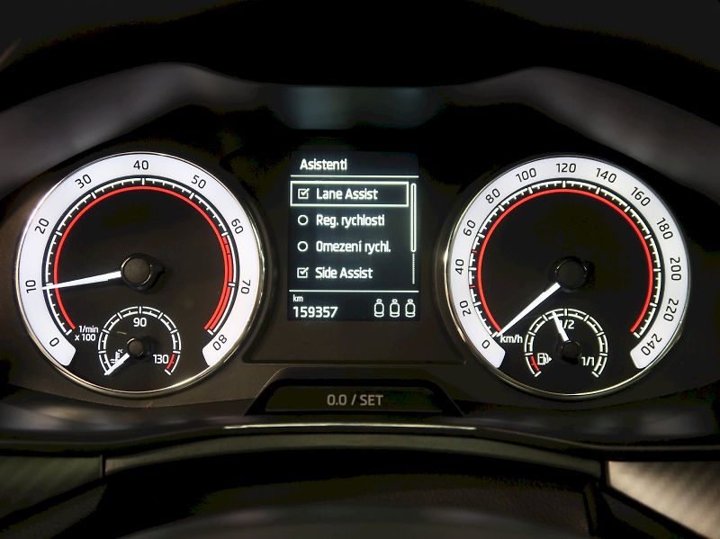 Škoda Scala (2021) MONTE CARLO 1.0TSI 70KW - fotka 18 z 34