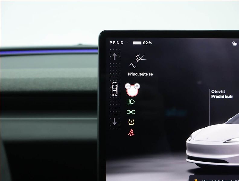 Tesla Model 3 (2023) Standard Range LFP, SoH 94% - fotka 13 z 21