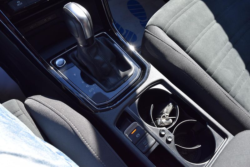 Volkswagen Touran (2021) 2.0TDI 110kw DSG 7MÍST HIGHLIN - fotka 27 z 50