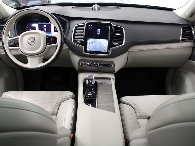 Volvo XC90 2,0 T8 Ultimate Bright B&W Vzd - fotka 9 z 25