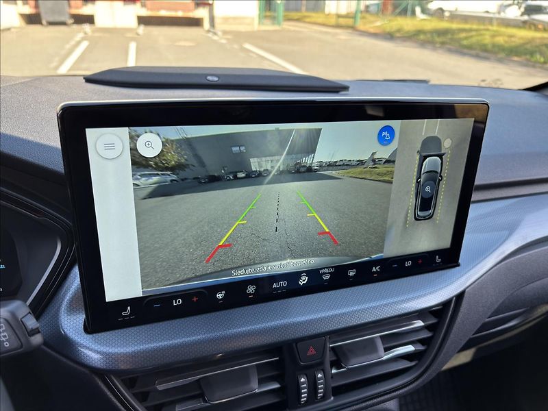 Ford Kuga 2,5 HEV 111kW Blue Cruise - fotka 42 z 49