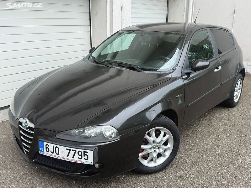 Alfa Romeo 147 (2005) 1.6i, 77kw L+Z pneu - fotka 1 z 19