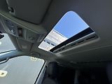 Volkswagen Multivan (2017) 2.0TDi DSG Highline RZV - náhled 49