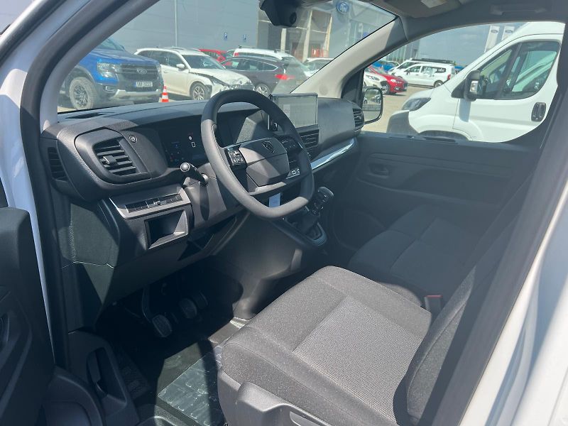 Peugeot Expert (2026) Furgon L2 2.2 BlueHDi 150 S&S  - fotka 11 z 15