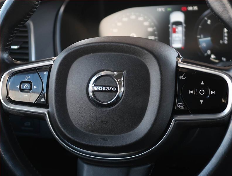Volvo XC90 (2017) D5 AWD - fotka 22 z 22