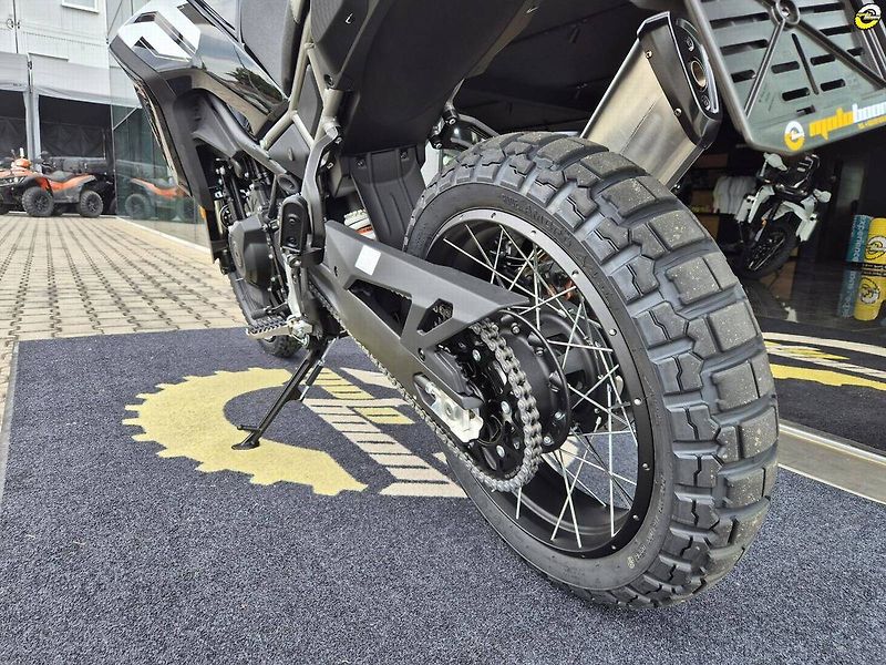 CFMOTO 450 MT-R (2026) - fotka 32 z 78