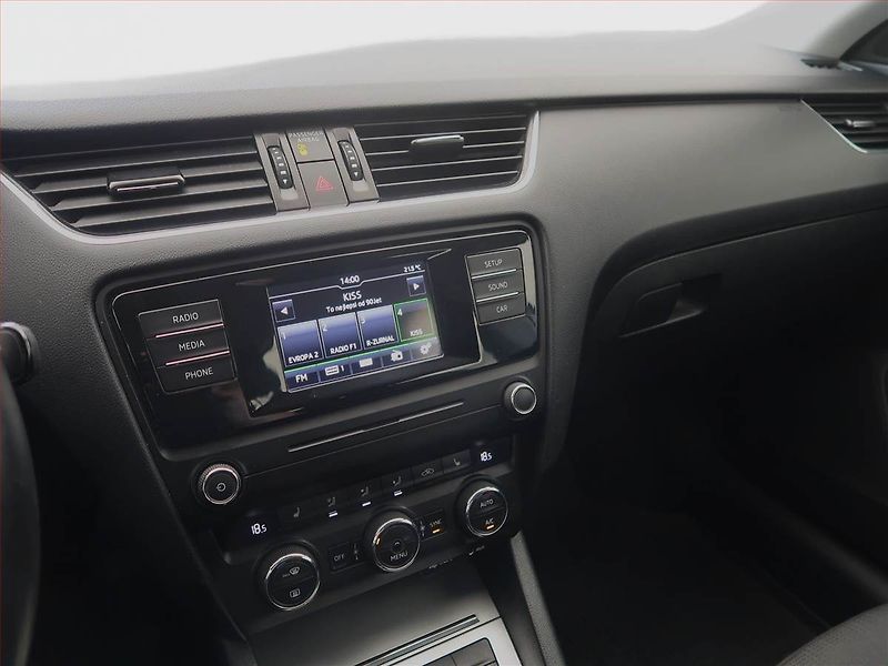 Škoda Octavia (2016) Style 2.0 TDI, Serv.kniha - fotka 12 z 20