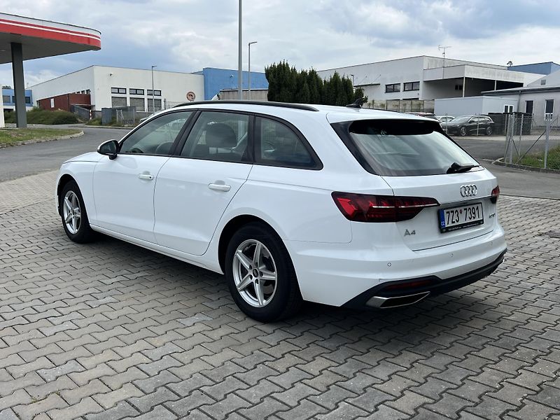 Audi A4 Avant (2022) 2.0 TDI - fotka 4 z 33