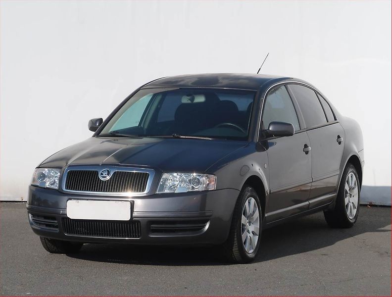 Škoda Superb (2003) Comfort 1.9 TDI, nová STK - fotka 2 z 18