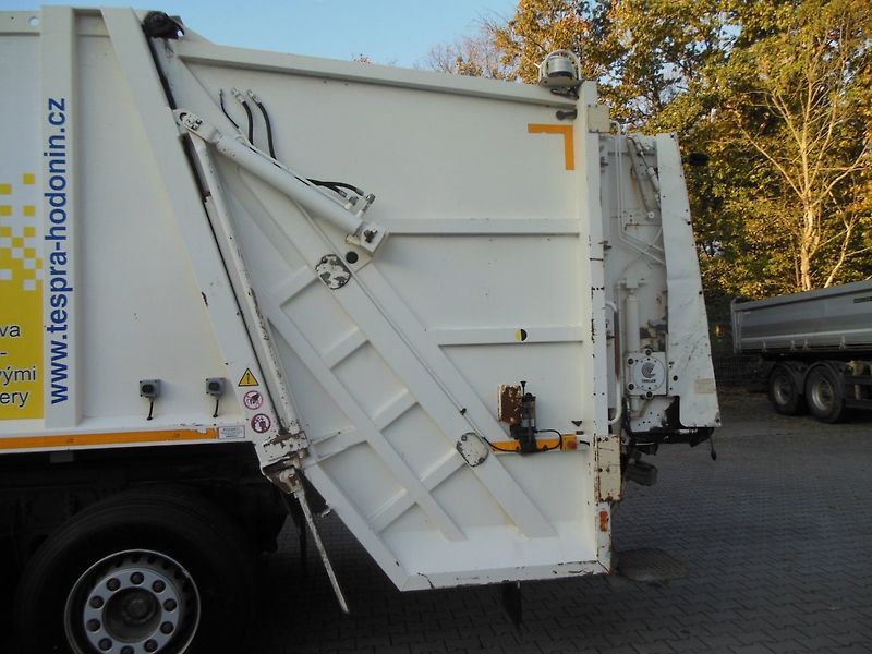 DAF CF 330 FAN, 6x2, Haller X-2C-M21, - fotka 12 z 31