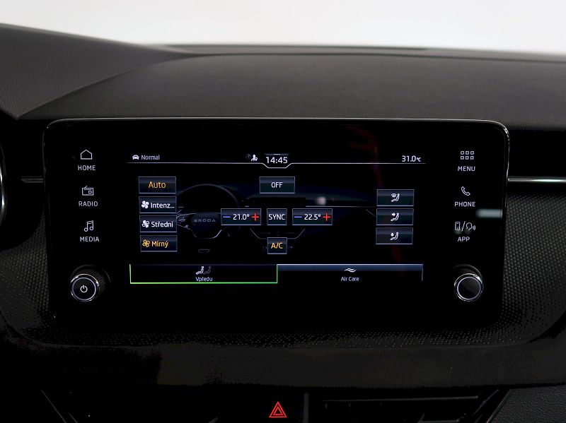 Škoda Kamiq (2025) TOP SELECTION 1.0TSI 85KW DSG - fotka 29 z 41