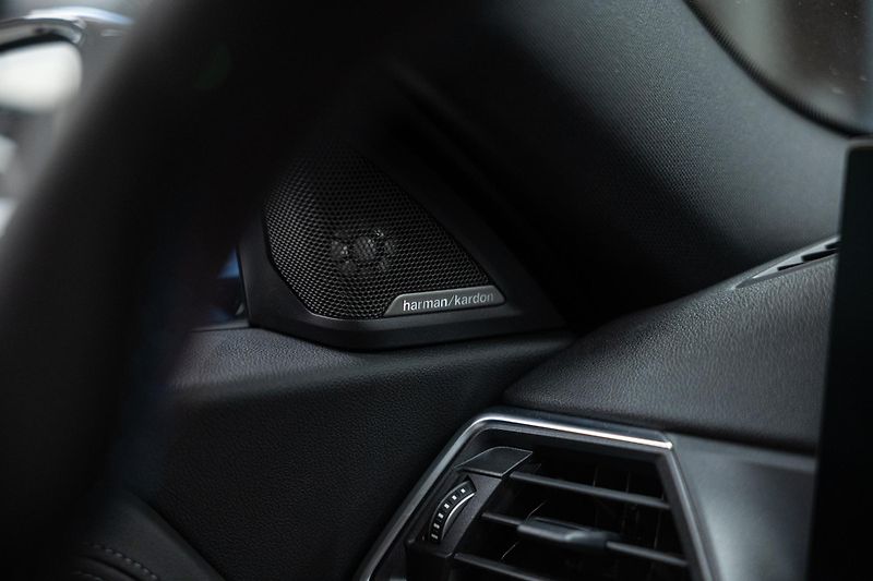 BMW Řada 2 (2024) 338KW KARBONOVÁ STŘECHA TOP!!! - fotka 34 z 48