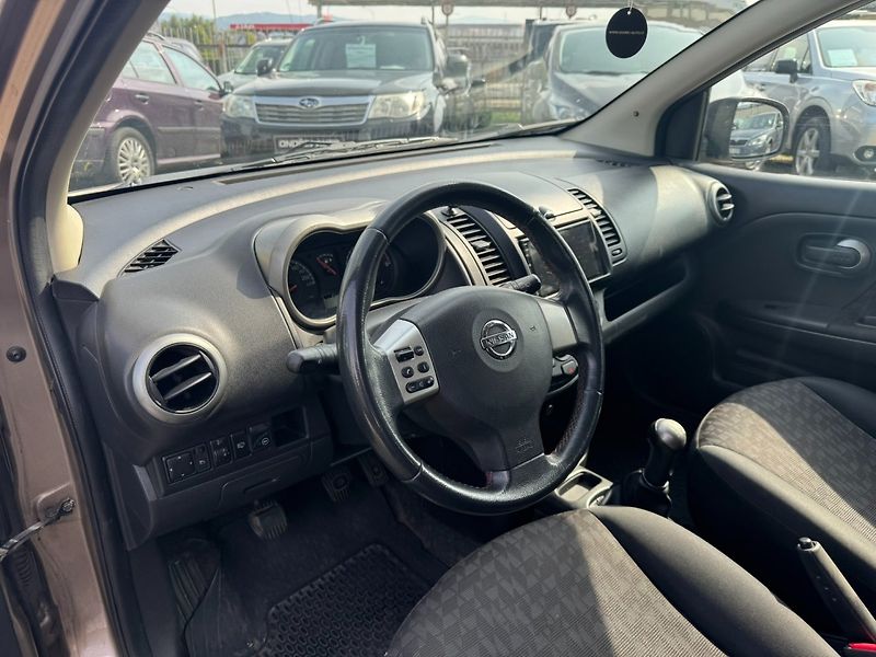 Nissan Note (2006) 1,4i 65 KW LPG - fotka 19 z 46