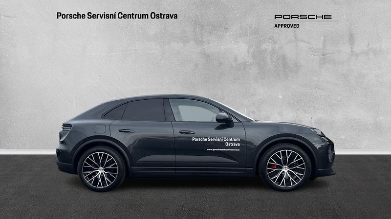 Porsche Macan 4S Electric - fotka 5 z 23
