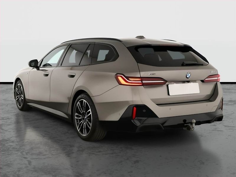 BMW Řada 5 (2025) 520d xDrive - fotka 4 z 23