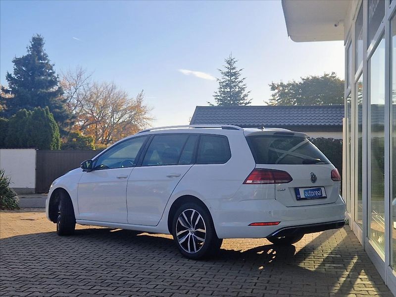Volkswagen Golf 1,6 TDI LED KOMP.SERV.HISTORIE - fotka 3 z 50