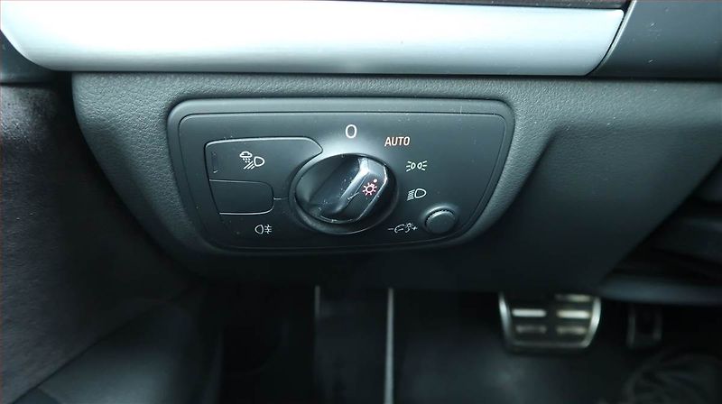 Audi A7 (2015) 3.0 BiTDI, 4X4, Automat - fotka 27 z 32