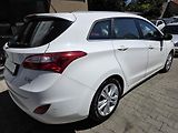 Hyundai i30 (2014) 1.6-NÍZKÉ KM-nová STK-CEBIA - náhled 8