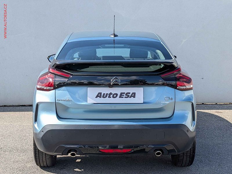 Citroën C4 (2021) 1.2 PT, 1.maj,ČR, LED - fotka 5 z 18