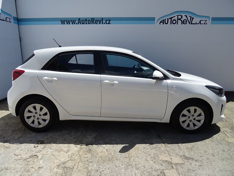 Kia Rio (2019) 1.2i,61kW,1majČR,S.kni,klima - fotka 5 z 21