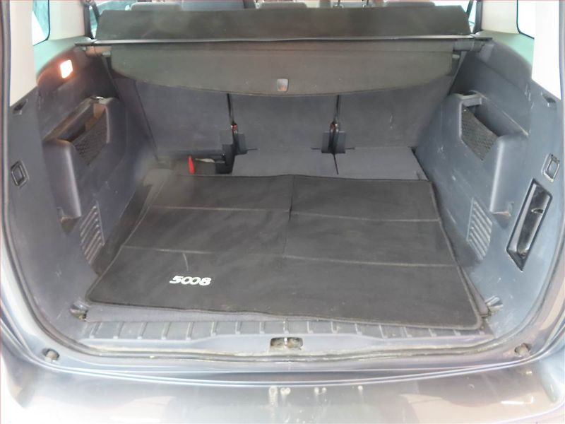 Peugeot 5008 (2015) 1.6 BlueHDi, Navi, Tempomat - fotka 14 z 15