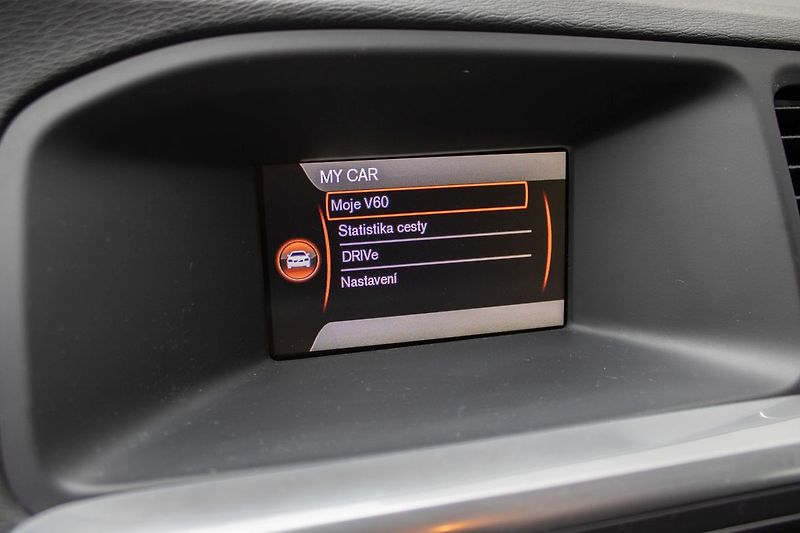 Volvo V60 - fotka 25 z 36