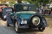 Krása a elegance starých strojů na veteránské vyjížďce plzeňského Veteran Car Clubu v Radobyčicích.