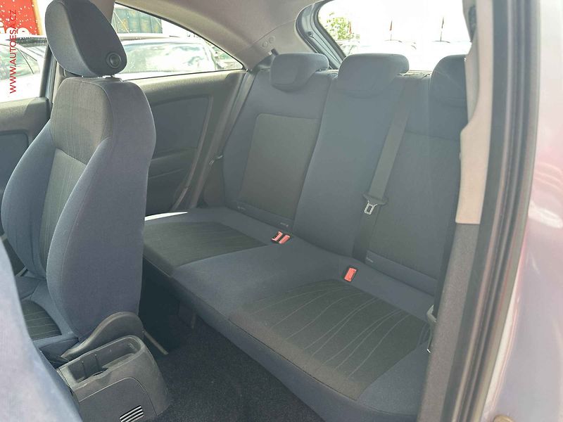 Opel Corsa (2007) 1.3CDi, 1.maj,ČR - fotka 9 z 15