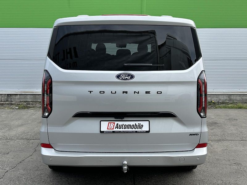Ford Tourneo Custom - fotka 5 z 51