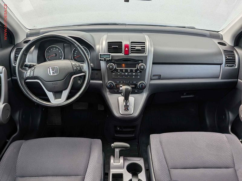 Honda CR-V (2007) 2.0i-VTEC 4x4, ČR, AT, park - fotka 8 z 15