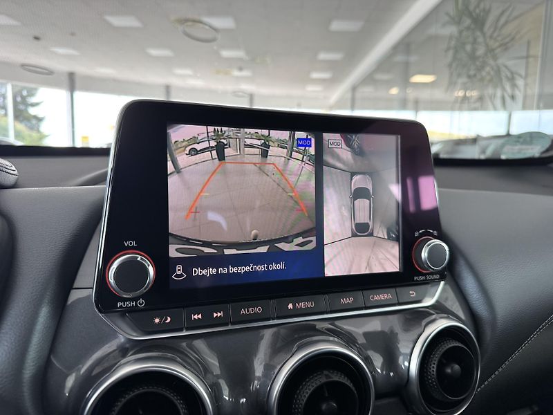 Nissan Juke 1,0DIG-T 117*AUT*TEKNA*Tažné - fotka 32 z 38