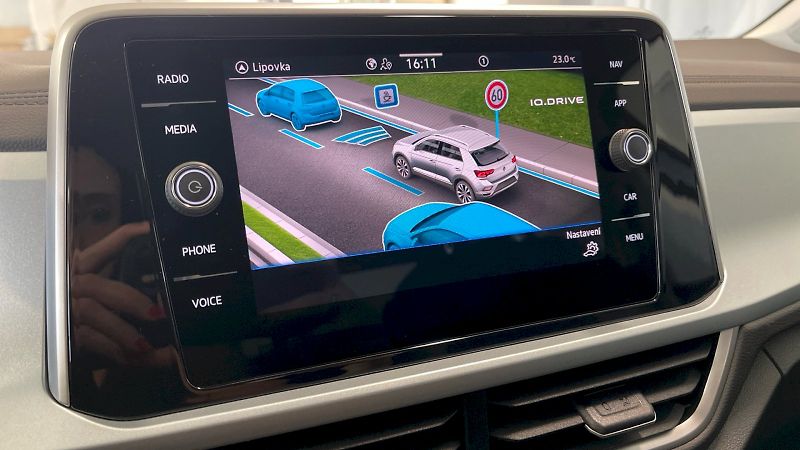 Volkswagen T-Roc (2025) Life GOAL 1.0 TSI 85kW - fotka 29 z 32
