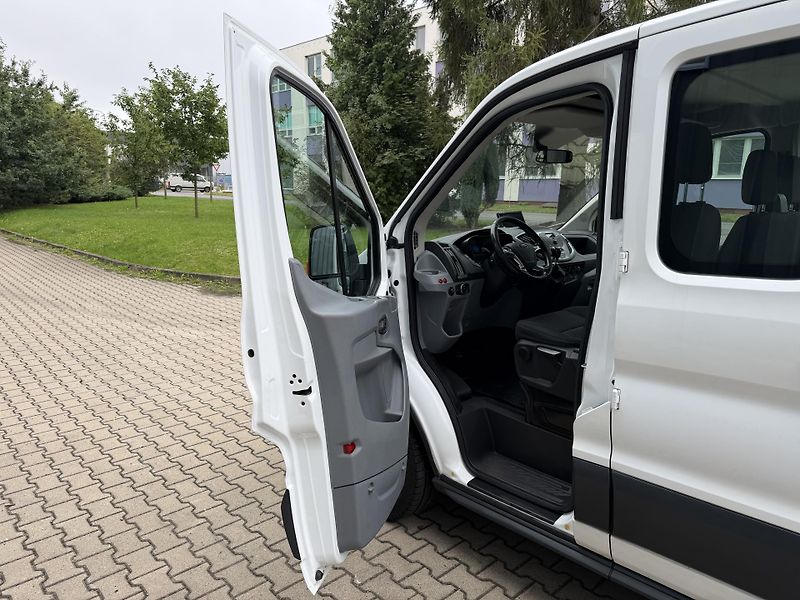 Ford Transit 2,0 TDCi 4x4 /valník/7-místný - fotka 9 z 22