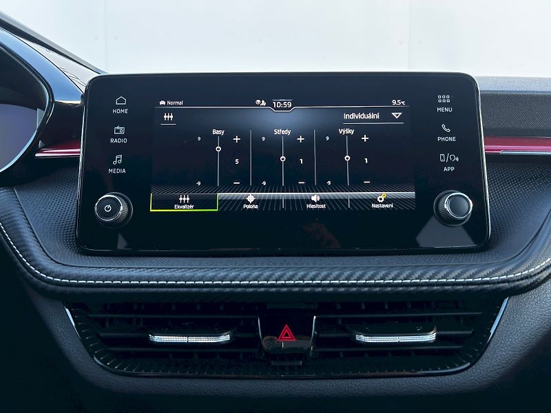 Škoda Fabia (2025) 1.0 TSI 85kW MP6 Monte Carlo - fotka 12 z 34