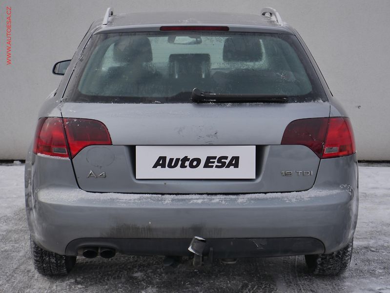 Audi A4 (2006) 1.9 TDi, AAC, TZ - fotka 5 z 14