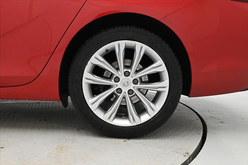 Opel Insignia 1,5 CDTI 90kW AT Záruka až 5 l - fotka 29 z 29