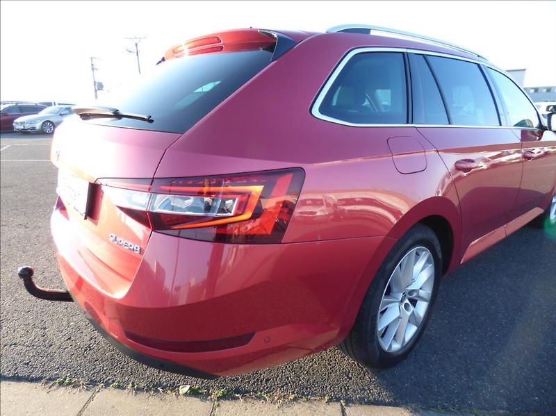 Škoda Superb 2,0 TDI DSG,Bi-Xenon,model 201 - fotka 3 z 45