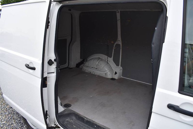 Volkswagen Transporter 2,0 TDI AC,ODPOČET, SERVIS! - fotka 12 z 15