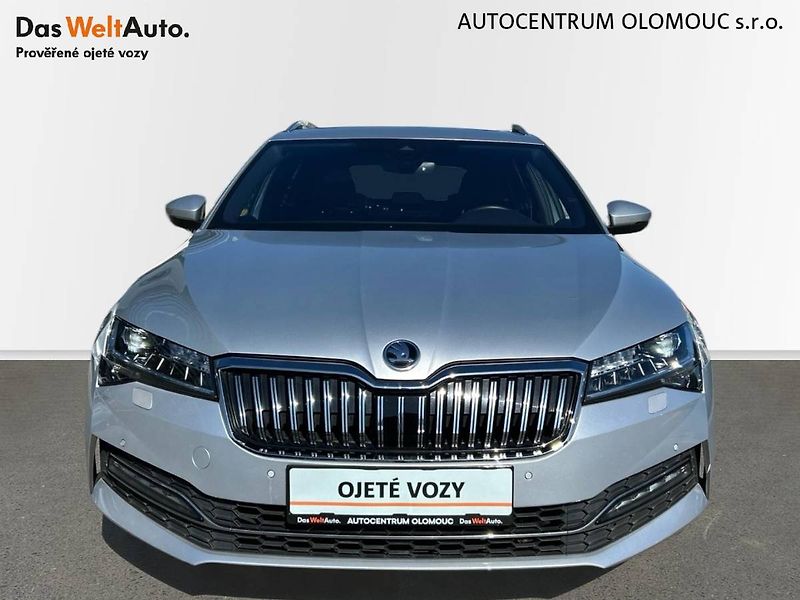 Škoda Superb (2021) kombi 2.0 TDI 7DSG 4x4 Laurin - fotka 4 z 35