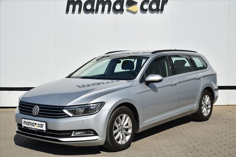 Volkswagen Passat 2.0TDi COMFORTLINE SERVIS. KN. - fotka 3 z 25
