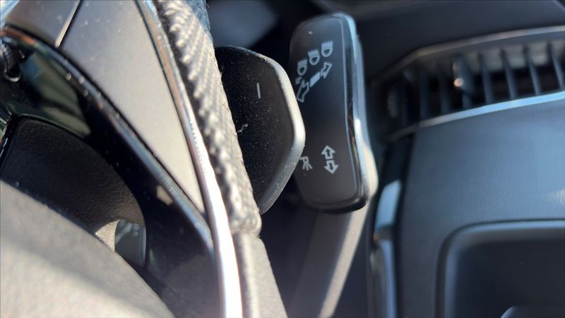 Škoda Karoq 2,0 TDi 110kw DSG 4x4 LED DPH - fotka 8 z 20