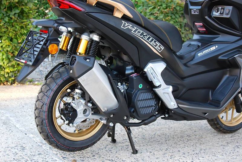Kentoya (2026) V-Cross 125 4T - fotka 14 z 25