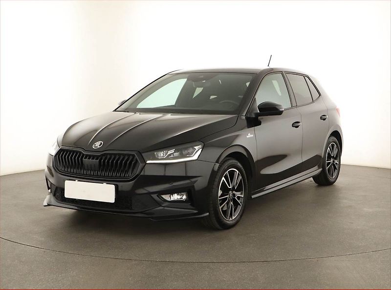 Škoda Fabia (2026) 1.0 TSI, MONTE CARLO, AUTOMAT - fotka 2 z 20