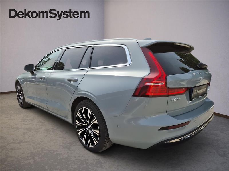 Volvo V60 2,0 B4 - fotka 4 z 19