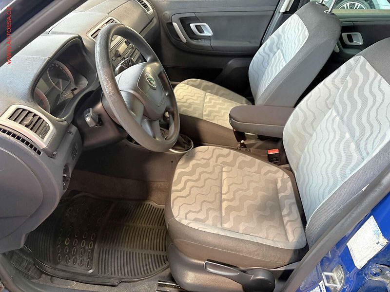 Škoda Roomster (2009) 1.4i, 2.maj, Klima - fotka 9 z 14