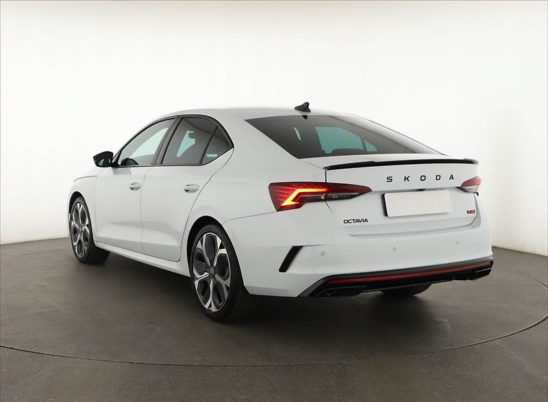 Škoda Octavia (2025) RS 2.0 TSI - fotka 4 z 20
